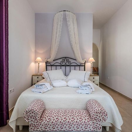 Niriides Luxury Studios Astypalaia Bagian luar foto