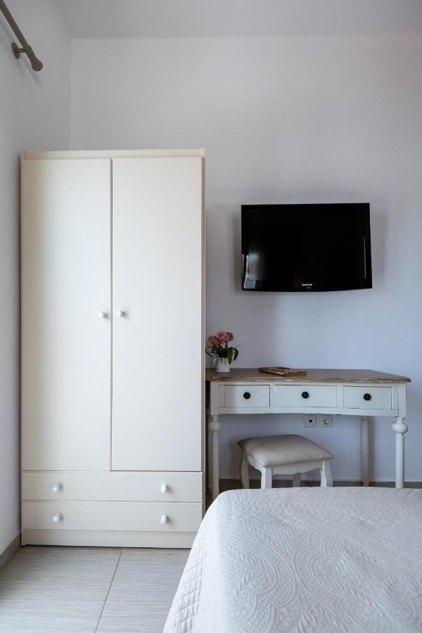 Niriides Luxury Studios Astypalaia Bagian luar foto