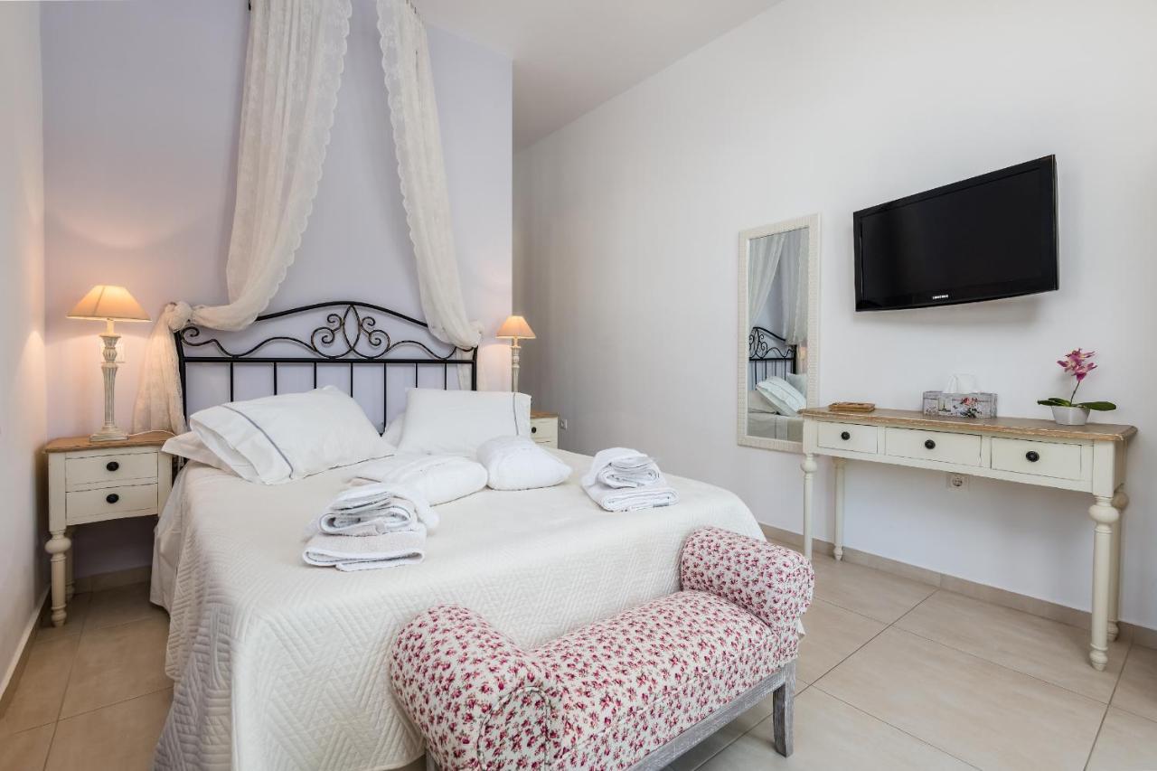 Niriides Luxury Studios Astypalaia Bagian luar foto