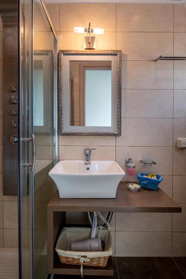 Niriides Luxury Studios Astypalaia Bagian luar foto