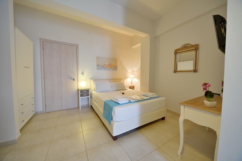 Niriides Luxury Studios Astypalaia Bagian luar foto